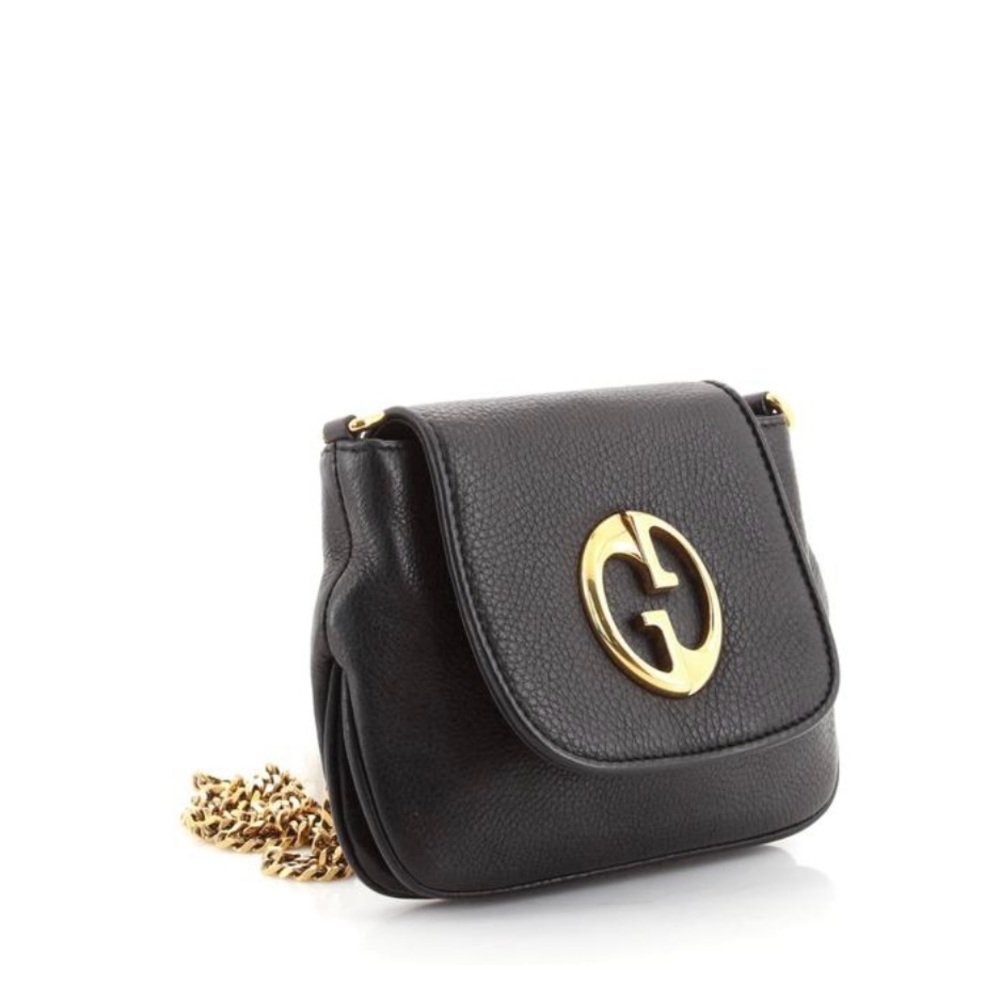 Authentic Gucci black pebbled leather crossbody bag.